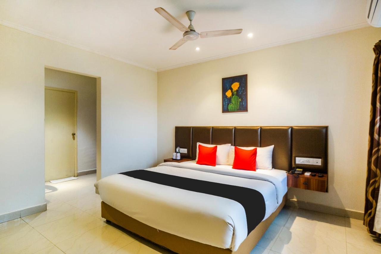 Capital O 66763 Blossoms Serviced Apartments Chennai Dış mekan fotoğraf
