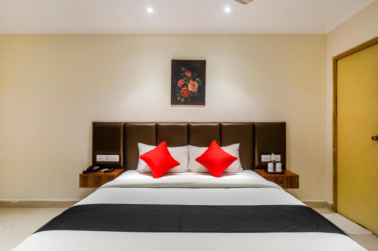 Capital O 66763 Blossoms Serviced Apartments Chennai Dış mekan fotoğraf